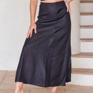 Monte Carlo Linen Skirt